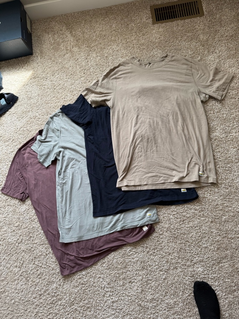 Vuori Performance Tee Set - Navy, Sage, Gray, Rust